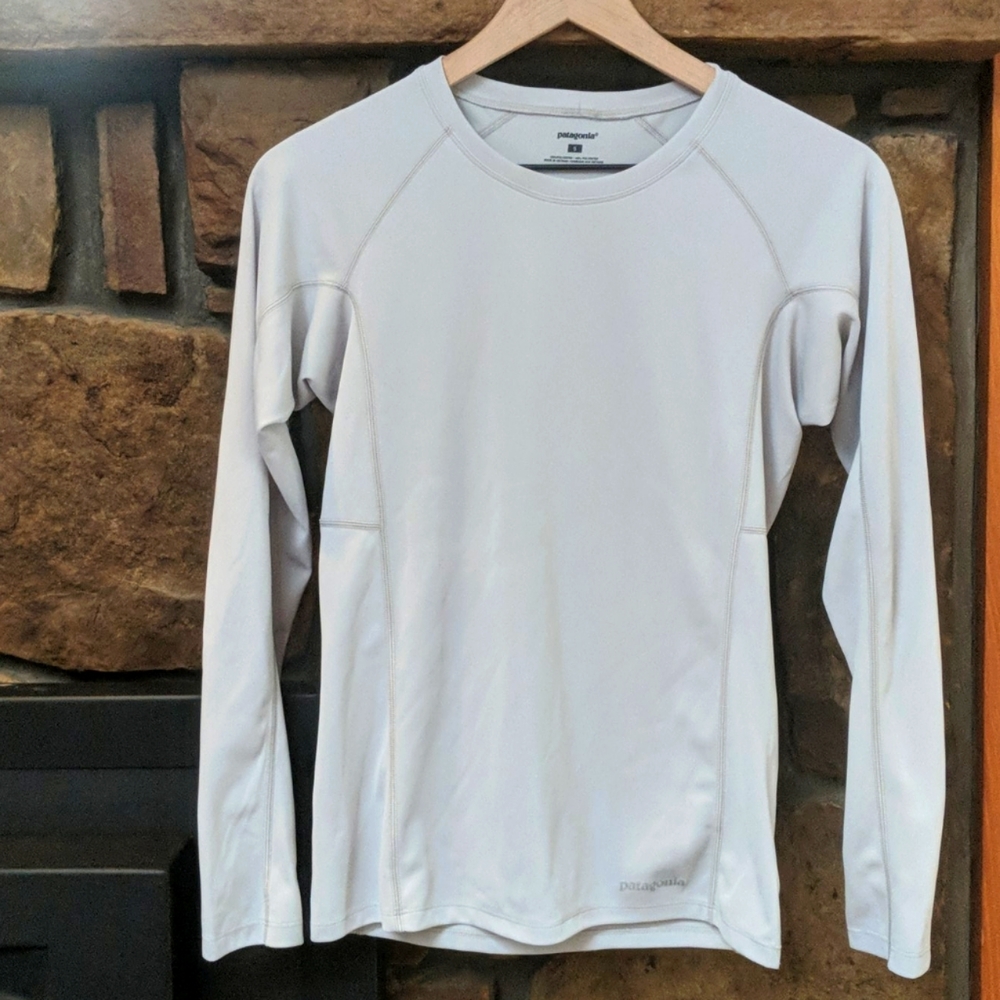 Patagonia capilene medium weight technical shirt
